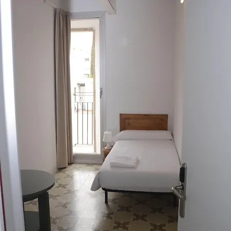 Pigal Hotel *