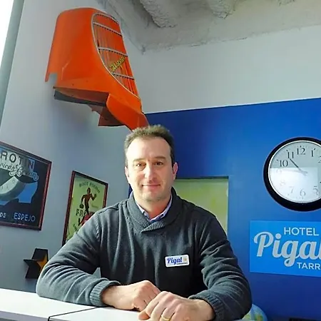 Pigal Hotel *