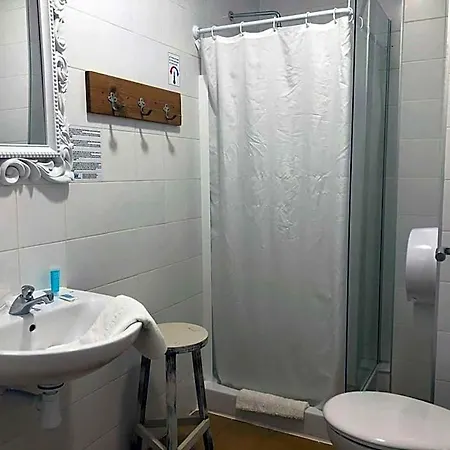 Pigal Hotel *