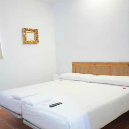 Pigal Hotel