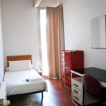 Pigal Hotel *