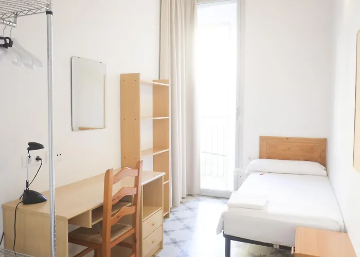 Pigal Hotel *