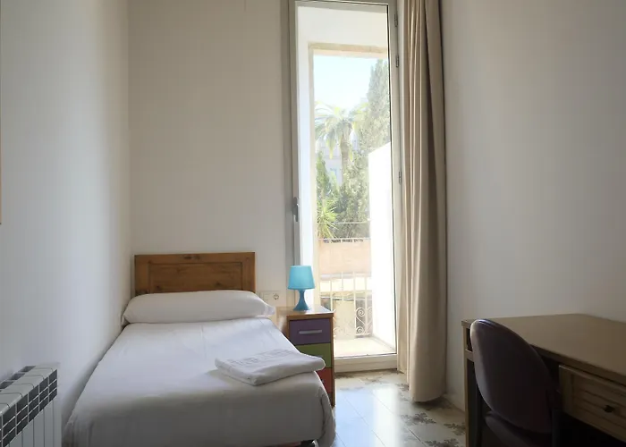 Pigal Hotel *
