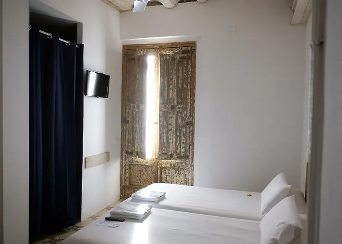 Pigal Hotel